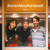 Обложка песни 