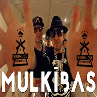 Bermudu Divsturis - Muļķības загрузить