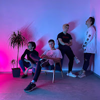 Обложка песни 