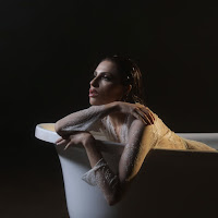 Rachel Lorin - Lifeline загрузить